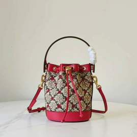 Picture of Tory Burch Handbags _SKUfw237715368fw
